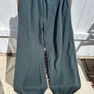 OGL double waisted light weight sweatpants Dark Green